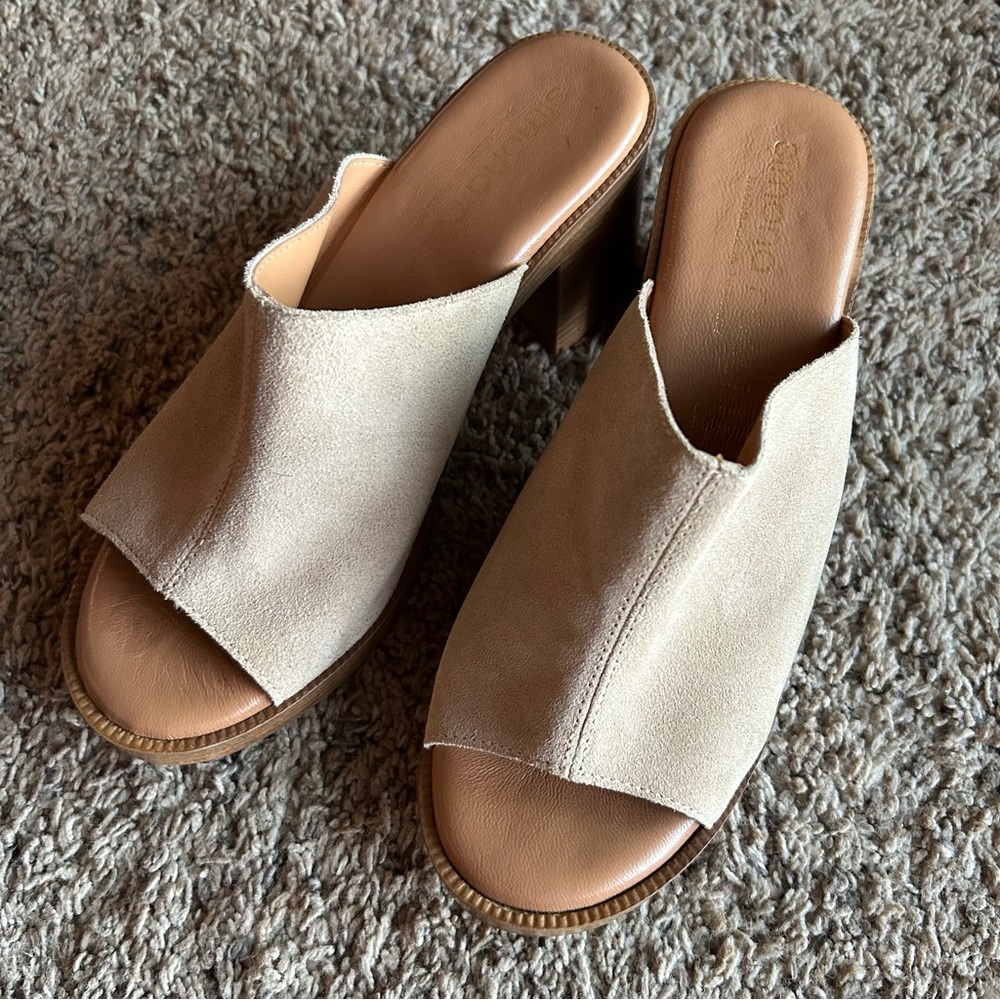 Simona Rossi Tan Leather Heels